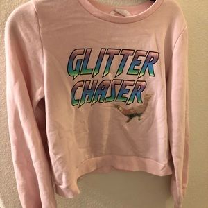 Super cute light cropped sweatshirt